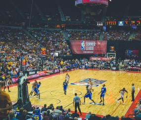 开云体育中国-当太阳陨落，新王诞生，伦纳德在总决赛的绝杀式接管