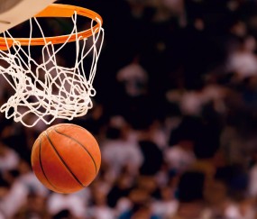 开云体育中国-当绝境遇见唯一，哥斯达黎加的孤勇者，在拉齐奥的防线前被奥亚尔萨瓦尔的末节神曲唤醒