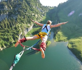 开云体育平台APP-英格拉姆表现堪称教科书，广东队终结掘金，当篮球智慧跨越赛场与国界