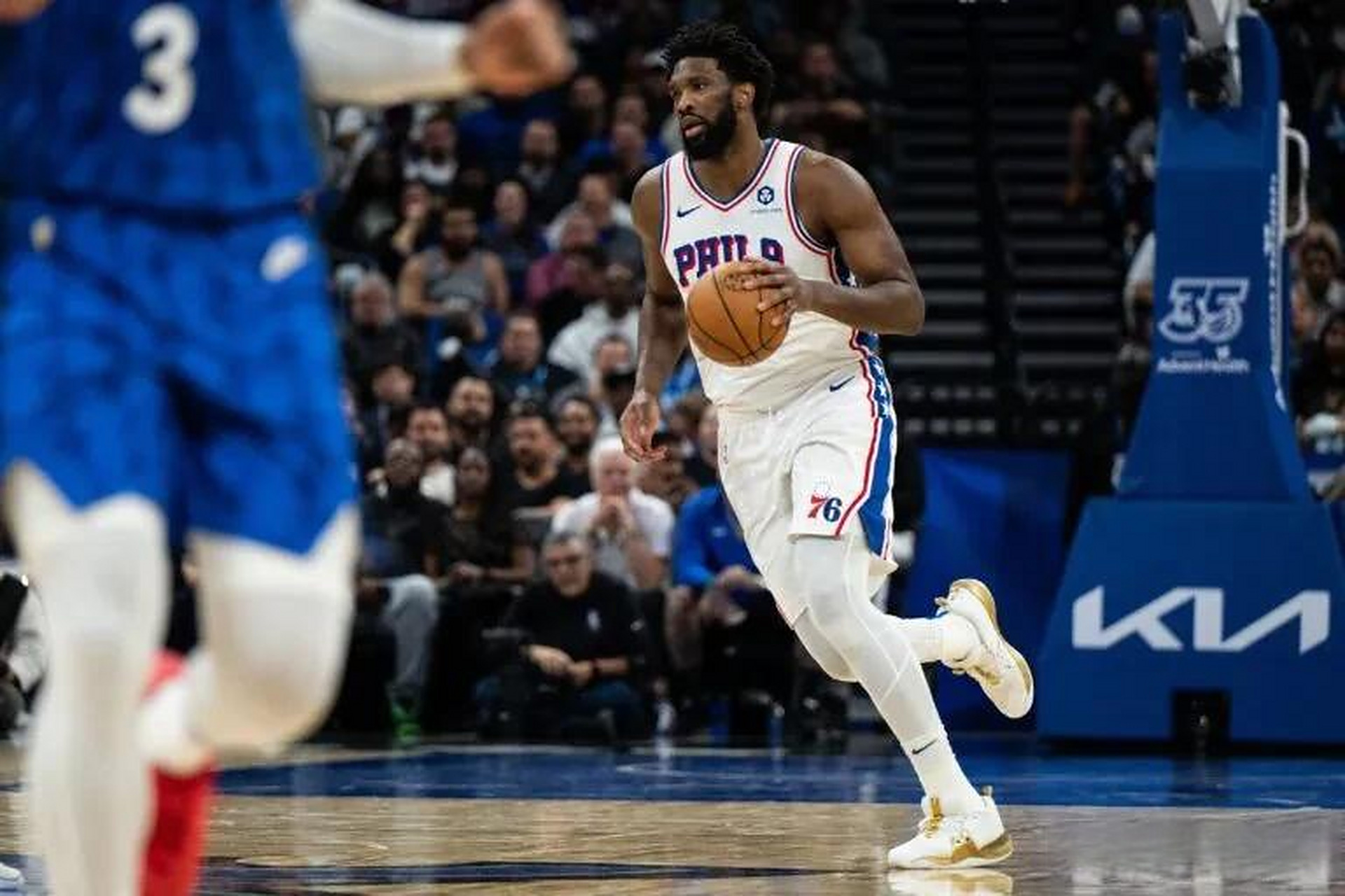 尼克斯鏖战勇士,恩比德状态火热 尼克斯鏖战勇士,恩比德状态火热