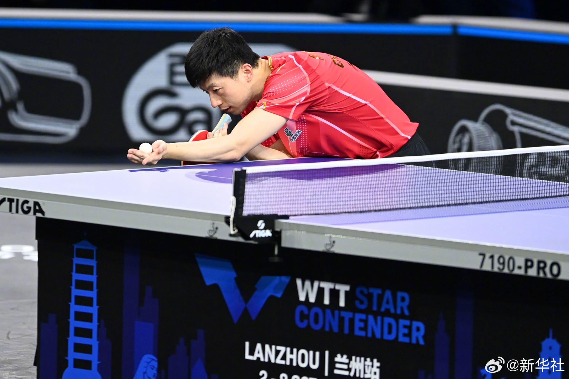 英格兰队翻盘波兰队,马龙高光表现 英格兰队翻盘波兰队,马龙高光表现