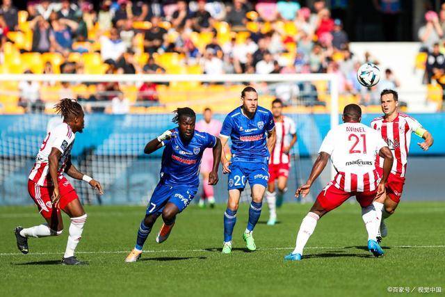 里尔主场遭遇斯特拉斯堡逼平，需继续努力