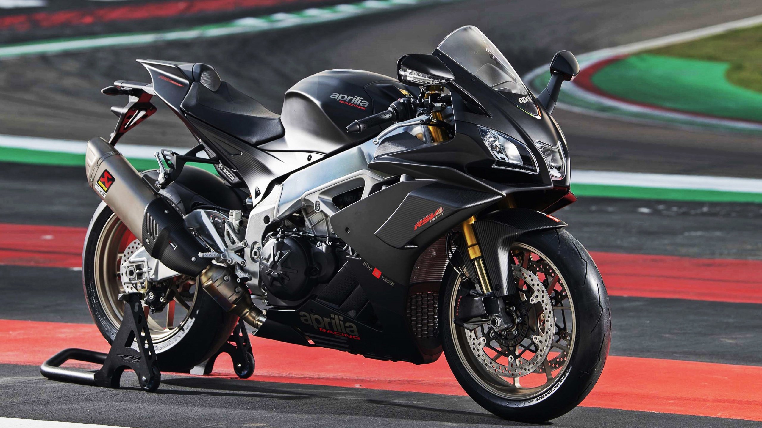 老鹰险胜雷霆，贝恩展现巨星价值，一场决定性的个人表演