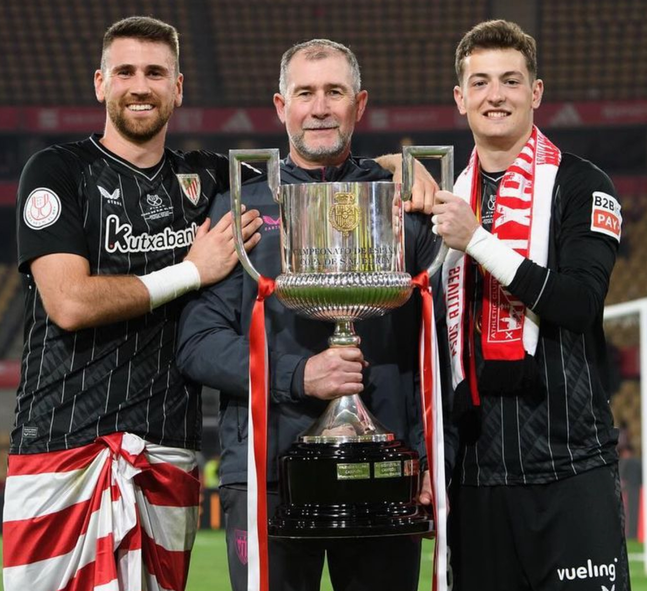 瓦伦西亚强势登顶,势不可挡 瓦伦西亚强势登顶,势不可挡